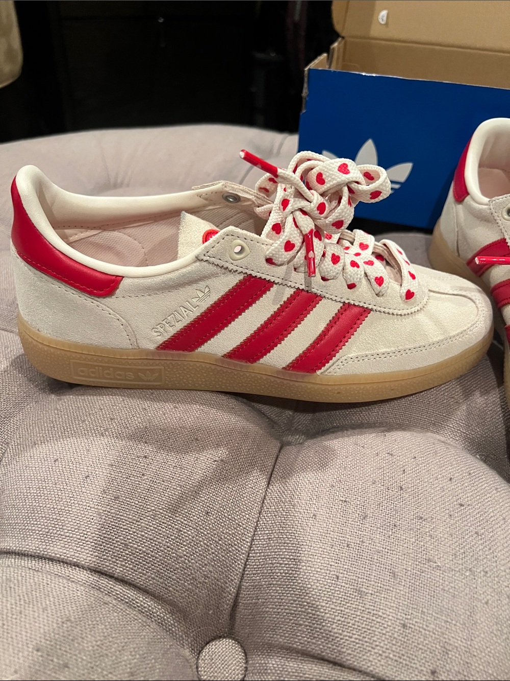 Adidas Handball Spezial valentines heart Sneakers sz 8 - Picture 4 of 12